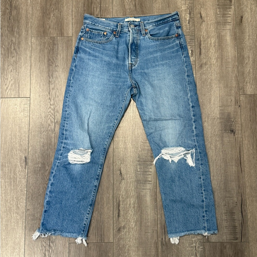 Levi’s Wedgie Classic Blue Denim Distressed Women's Jeans - Size 30